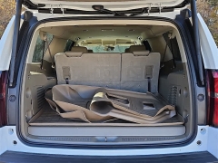 Used 2020  Chevrolet Suburban 4d SUV RWD LT at CarloanExpress.Com near Hampton, VA