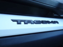 Used 2024  Toyota Tacoma 4WD Double Cab Bed &lpar;Natl&rpar; at CarloanExpress&period;Com near Hampton&comma; VA