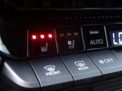 Used 2024  Toyota Land Cruiser 4WD &lpar;Natl&rpar; at CarloanExpress&period;Com near Hampton&comma; VA
