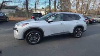 Used 2024  Nissan Rogue FWD SV at CarloanExpress&period;Com near Hampton&comma; VA