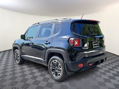 Used 2016  Jeep Renegade 4d SUV 4WD Trailhawk at CarloanExpress&period;Com near Hampton&comma; VA