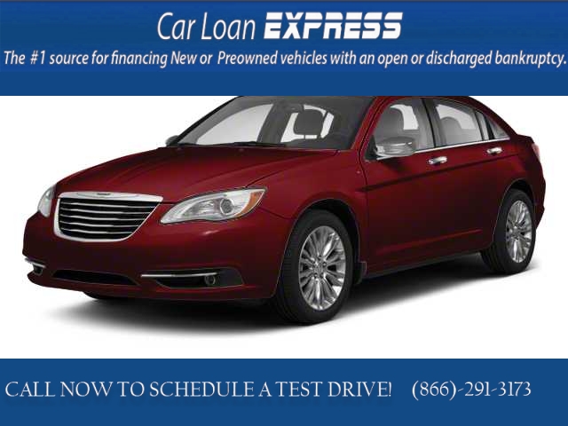 Used 2013  Chrysler 200 4d Sedan Limited at CarloanExpress.Com near Hampton, VA