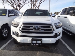 Used 2023  Toyota Tacoma 4WD Limited Double Cab 5ft Bed V6 AT at CarloanExpress&period;Com near Hampton&comma; VA