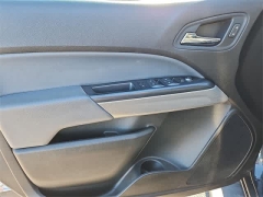 Used 2019  Chevrolet Colorado 4WD Crew Cab 140.5" Z71 at CarloanExpress.Com near Hampton, VA