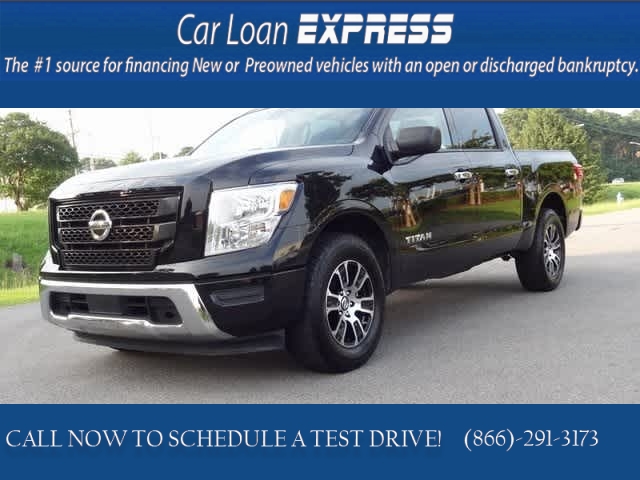 Used 2021  Nissan Titan 4x2 Crew Cab SV at CarloanExpress.Com near Hampton, VA