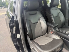 Used 2024  Jeep Compass Latitude 4x4 at CarloanExpress&period;Com near Hampton&comma; VA