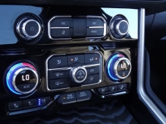 Used 2024  GMC Yukon 4WD 4dr Denali at CarloanExpress.Com near Hampton, VA