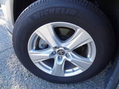 Used 2024  Toyota Highlander AWD (Natl) at CarloanExpress.Com near Hampton, VA