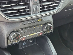 Used 2022  Ford Escape SEL FWD at CarloanExpress&period;Com near Hampton&comma; VA