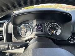 Used 2022  Ram 1500 Big Horn 4x4 Crew Cab 5'7" Box at CarloanExpress&period;Com near Hampton&comma; VA