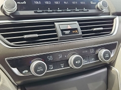 Used 2019  Honda Accord Hybrid 4d Sedan at CarloanExpress&period;Com near Hampton&comma; VA