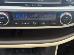 Used 2016  Toyota Highlander 4d SUV FWD XLE at CarloanExpress&period;Com near Hampton&comma; VA
