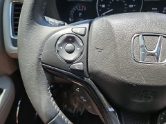 Used 2020  Honda HR-V 4d SUV FWD EX-L at CarloanExpress&period;Com near Hampton&comma; VA