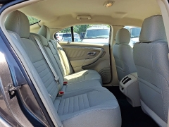Used 2018  Ford Taurus 4d Sedan FWD SE at CarloanExpress&period;Com near Hampton&comma; VA