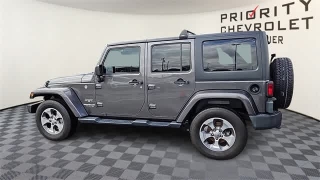 Used 2017  Jeep Wrangler Unlimited 4WD 4dr Sahara at CarloanExpress.Com near Hampton, VA