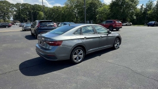 Used 2024  Volkswagen Jetta SE Auto at CarloanExpress&period;Com near Hampton&comma; VA