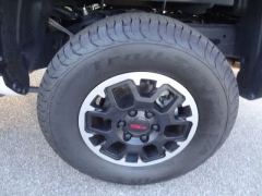Used 2024  Toyota Tacoma 4WD Double Cab Bed &lpar;Natl&rpar; at CarloanExpress&period;Com near Hampton&comma; VA