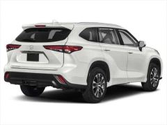 Used 2021  Toyota Highlander XLE FWD at CarloanExpress&period;Com near Hampton&comma; VA