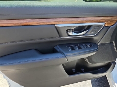 Used 2020  Honda CR-V Hybrid Touring AWD at CarloanExpress&period;Com near Hampton&comma; VA