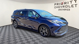 Used 2025  Toyota Sienna Platinum AWD 7-Passenger at CarloanExpress&period;Com near Hampton&comma; VA