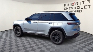 Used 2025  Jeep Grand Cherokee Altitude 4x4 at CarloanExpress&period;Com near Hampton&comma; VA