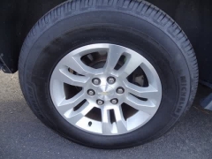 Used 2019  Chevrolet Suburban 4d SUV 4WD LT at CarloanExpress&period;Com near Hampton&comma; VA