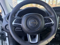 Used 2023  Jeep Renegade Latitude 4x4 at CarloanExpress&period;Com near Hampton&comma; VA