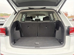 Used 2024  Volkswagen Atlas 2.0T SE w/Technology FWD at CarloanExpress.Com near Hampton, VA