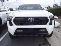 Used 2024  Toyota Tacoma 4WD Double Cab Bed &lpar;Natl&rpar; at CarloanExpress&period;Com near Hampton&comma; VA