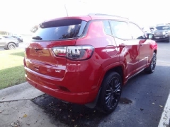 Used 2022  Jeep Compass (RED) Edition 4x4 at CarloanExpress.Com near Hampton, VA