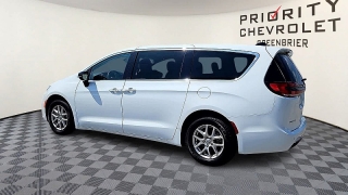 Used 2024  Chrysler Pacifica Touring L FWD at CarloanExpress&period;Com near Hampton&comma; VA