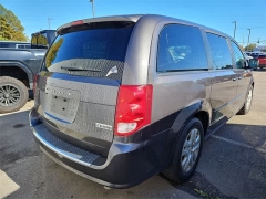 Used 2017  Dodge Grand Caravan SE Wagon at CarloanExpress.Com near Hampton, VA