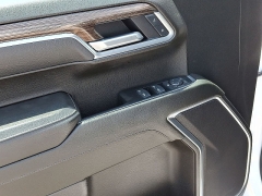 Used 2025  Chevrolet Silverado 1500 4WD Crew Cab 147" LT w&sol;1LT at CarloanExpress&period;Com near Hampton&comma; VA