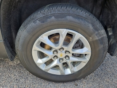 Used 2021  Chevrolet Traverse FWD 4dr LT Cloth w&sol;1LT at CarloanExpress&period;Com near Hampton&comma; VA