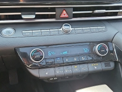 Used 2025  Hyundai Elantra SEL Convenience IVT at CarloanExpress&period;Com near Hampton&comma; VA