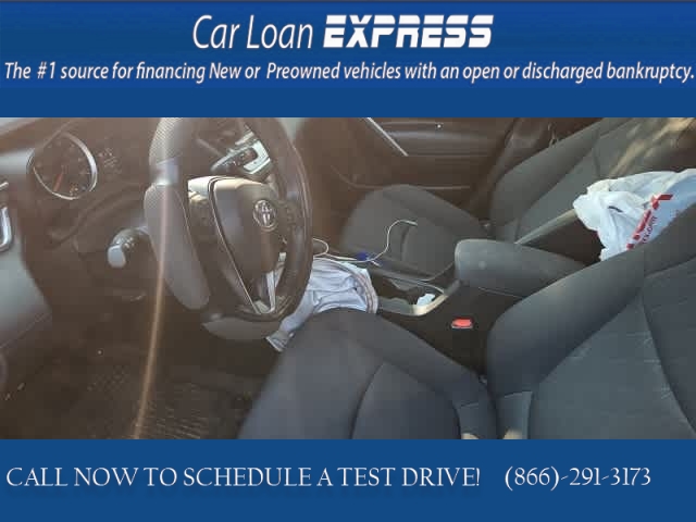 Used 2022  Toyota Corolla Cross LE 2WD at CarloanExpress.Com near Hampton, VA