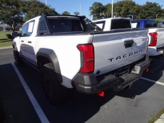 Used 2025  Toyota Tacoma 4WD Hybrid Double Cab Bed AT (Natl) at CarloanExpress.Com near Hampton, VA