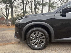 Used 2024  Nissan Pathfinder SV 4WD at CarloanExpress&period;Com near Hampton&comma; VA