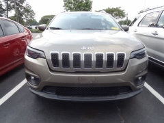 Used 2019  Jeep Cherokee Latitude 4x4 at CarloanExpress&period;Com near Hampton&comma; VA