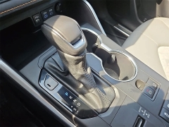 Used 2022  Toyota Highlander Hybrid Bronze Edition AWD at CarloanExpress&period;Com near Hampton&comma; VA