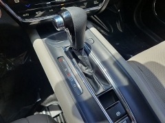 Used 2020  Honda HR-V 4d SUV FWD EX-L at CarloanExpress&period;Com near Hampton&comma; VA