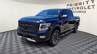 Used 2024  Nissan Titan 4x4 Crew Cab PRO-4X at CarloanExpress&period;Com near Hampton&comma; VA
