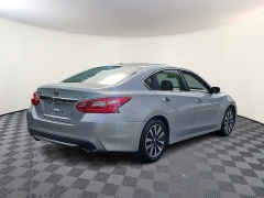 Used 2017  Nissan Altima 2&period;5 SV Sedan at CarloanExpress&period;Com near Hampton&comma; VA