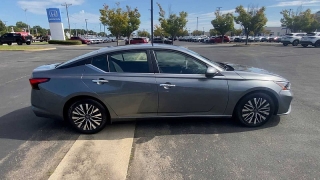 Used 2023  Nissan Altima 2.5 SV Sedan at CarloanExpress.Com near Hampton, VA
