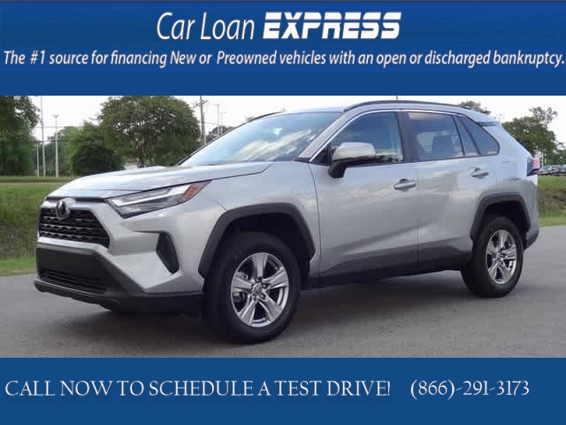Used 2024  Toyota RAV4 XLE FWD at CarloanExpress.Com near Hampton, VA