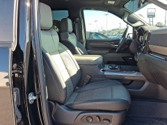 Used 2025  Chevrolet Silverado 2500HD 4WD Crew Cab 159" ZR2 at CarloanExpress&period;Com near Hampton&comma; VA