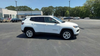 Used 2024  Jeep Compass Latitude 4x4 at CarloanExpress&period;Com near Hampton&comma; VA