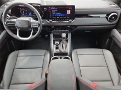 Used 2026  Chevrolet Colorado 4WD Crew Cab Z71 at CarloanExpress.Com near Hampton, VA