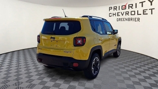 Used 2015  Jeep Renegade 4d SUV 4WD Trailhawk at CarloanExpress&period;Com near Hampton&comma; VA