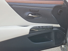 Used 2025  Lexus ES ES 300h FWD at CarloanExpress&period;Com near Hampton&comma; VA
